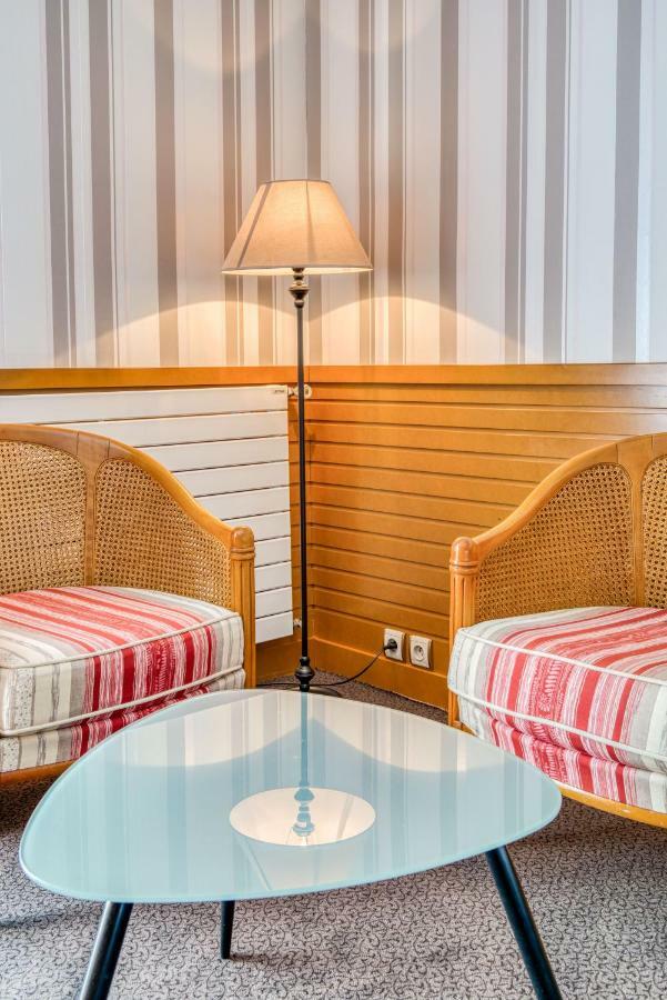 Hotel Le Berry Saint-Nazaire المظهر الخارجي الصورة